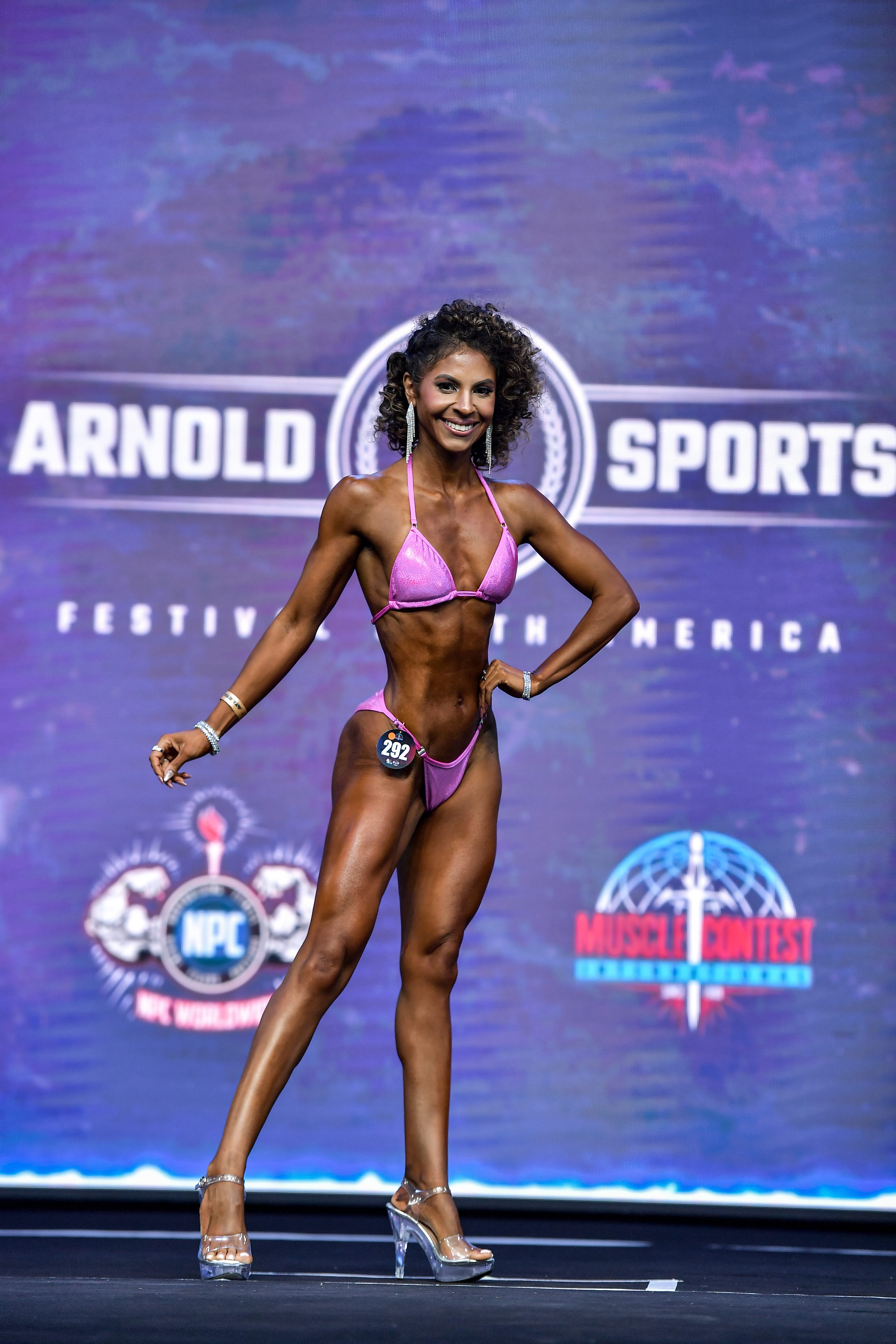 Marlene Mariano, especialista em linha de cintura
